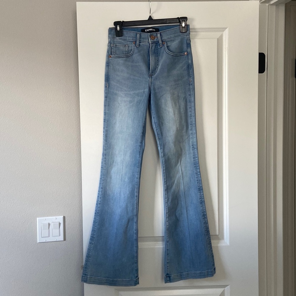 Express slim stretch flare jeans EUC